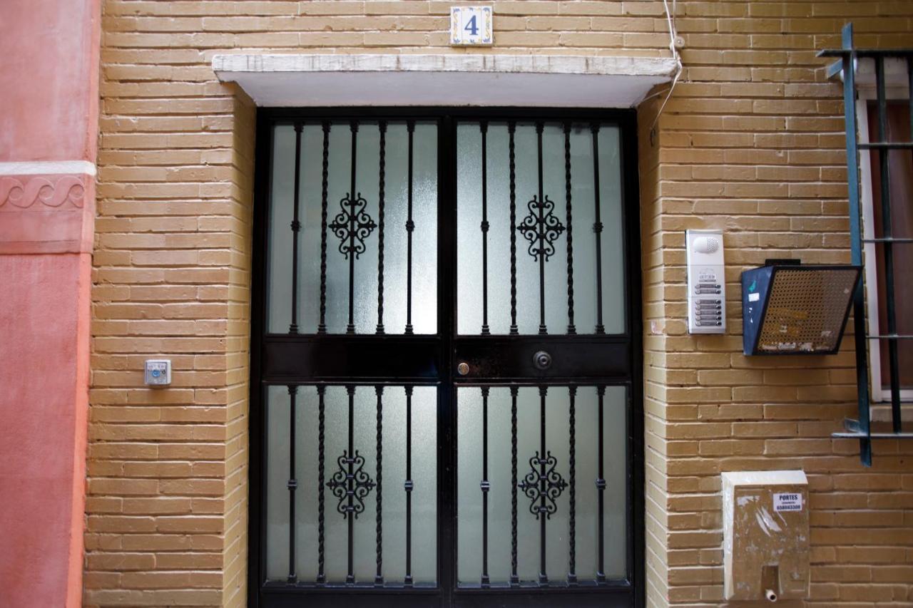 RentalSevilla Durmiendo en la Judería sevillana Exterior foto
